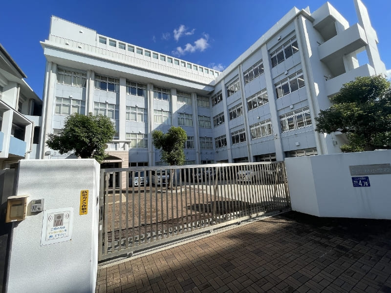 駒ヶ林小学校